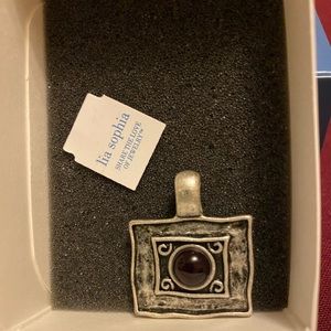 Lia Sophia slide (add to your own chain)